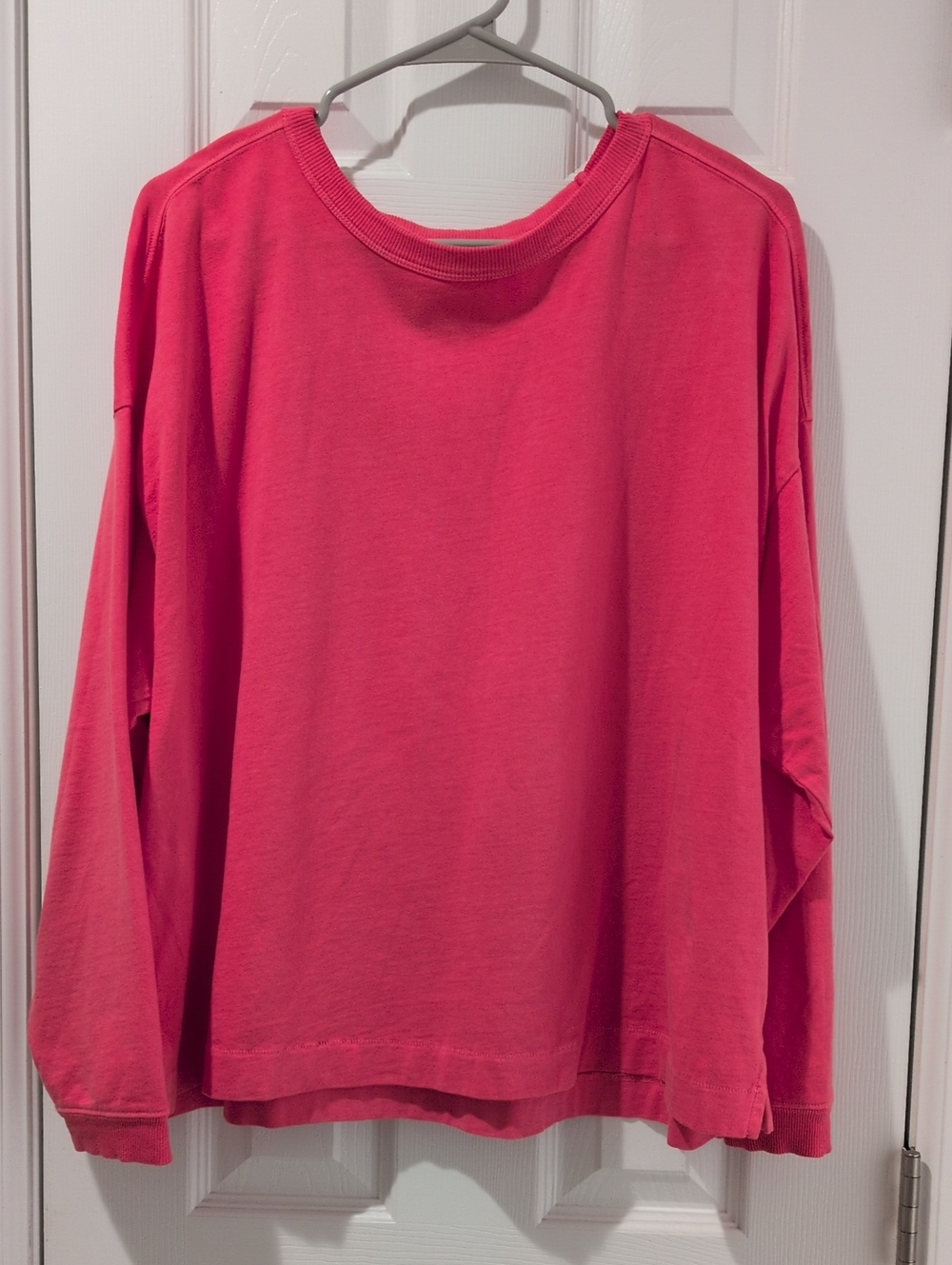 Old Navy Live Coral Long-Sleeve Crewneck Tee